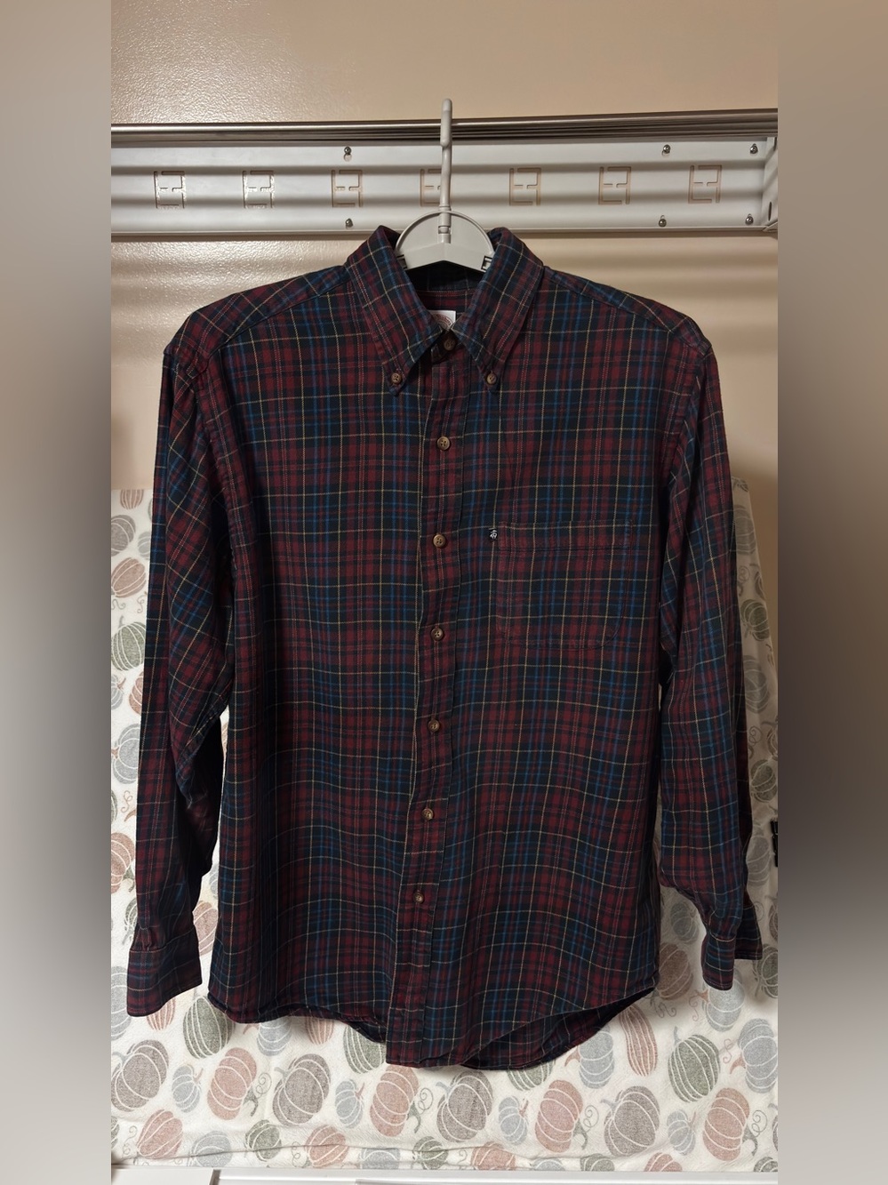 Brooks Brothers 346 Mens M Red Plaid Flannel Button Down Shirt Golden Fleece Log